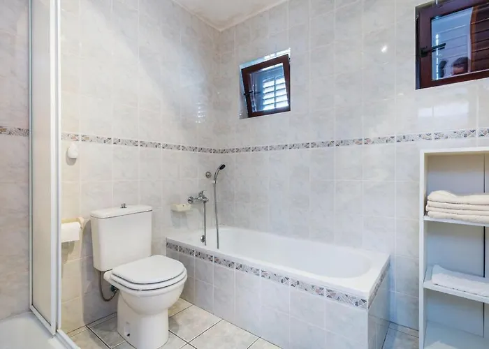 Apartman Jadranovo 아파트