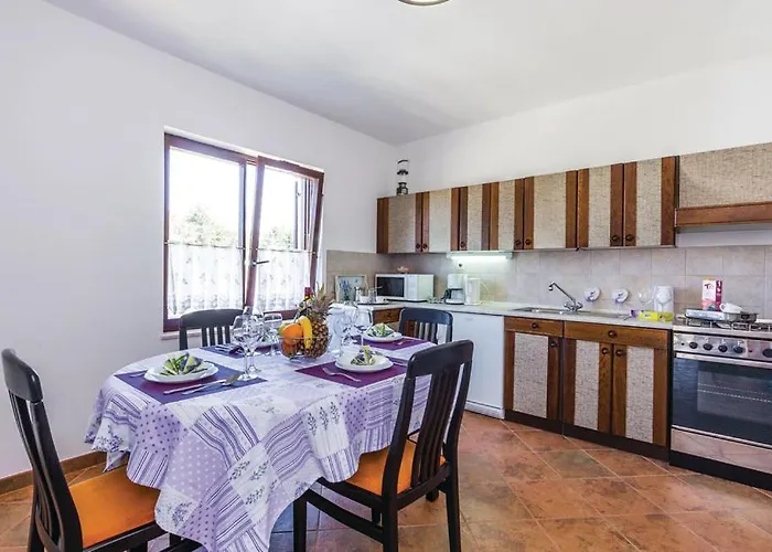 아파트 Apartman Jadranovo *